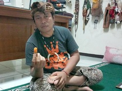 Seniman Surabaya Klaim Temukan Obat Utama Penyembuh Virus Corona