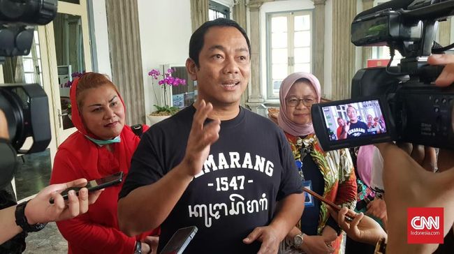 Sosok Hendrar Prihadi, Disiapkan PDIP Jadi Cagub DKI 2024 Hendrar Prihadi merupakan kader tulen PDIP sejak pertama kali berkarir di bidang politik. Wali Kota Semarang itu disiapkan PDIP untuk jadi calon gubernur DKI.