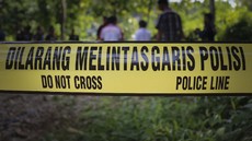 Tiga Orang Tertimpa Baliho Raksasa Rubuh di Bandung