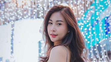 img-title Keluyuran Sambil Main Sex Toys, Model Seksi Berakhir di Kantor Polisi