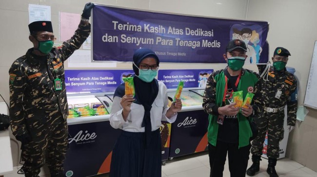 Aice bersama GP Ansor mengadakan misi kemanusiaan bagi tenaga medis