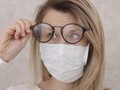 3 Cara Mudah Cegah Kacamata Berkabut Saat Pakai Masker