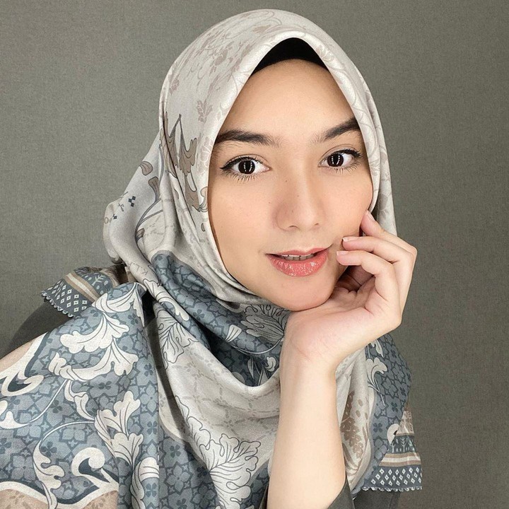 <p>Di kehamilan pertamanya ini, Citra Kirana semakin terlihat cantik dan glowing. Setuju ya, Bun. (Foto: Instagram @citraciki)</p>