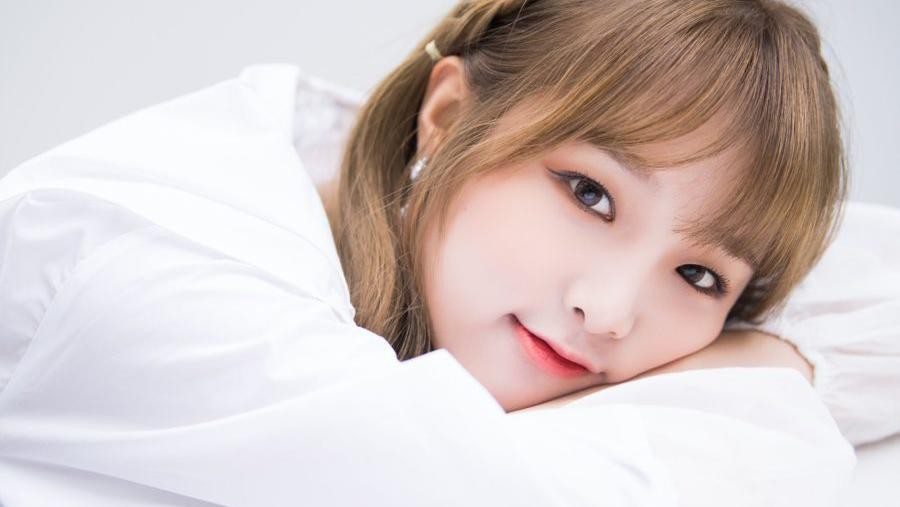 Yena IZ*ONE