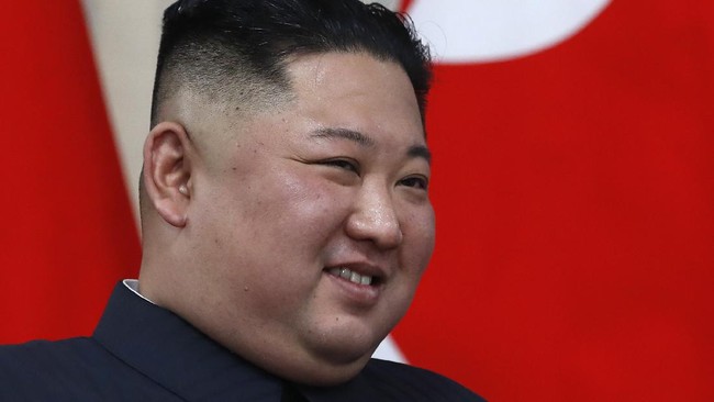 Pemimpin Korut, Kim Jong-un, mengeksekusi mati seorang penduduk karena menyelundupkan barang saat pandemi Covid-19.