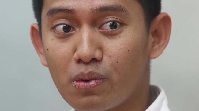 Pengamat Minta Kontrak Ruangguru dan Prakerja Jokowi Diusut