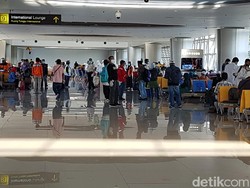 280 Pekerja Migran dan Mahasiswa dari Malaysia Jalani Rapid Test di Juanda