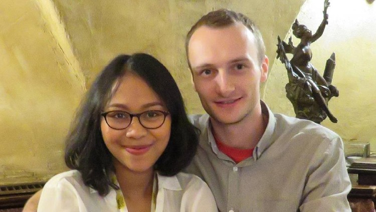 Trisna dan Paul
