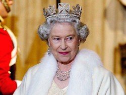 Ketika Ratu Elizabeth II Merugi Ratusan Miliar Akibat Corona
