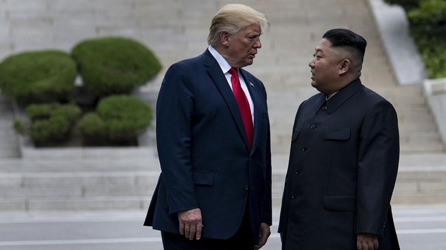 Trump sebut keterlibatan tentara Korut di tengah perang Rusia dan Ukraina membuat situasi kian rumit.