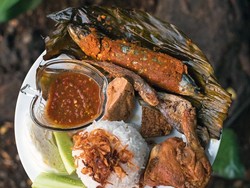 Menu Sundaan Komplet Bisa Dipesan Online di 5 Tempat Ini