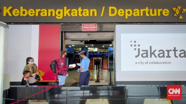 Suasana bandara halim perdana kusuma, Jakarta, Jumat, 24 April 2020. Mulai Hari ini tidak Ada penerbangan terkait pelarangan mudik.