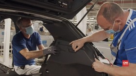 VIDEO: Pabrik VW Beroperasi Kembali Demi Mobil Listrik