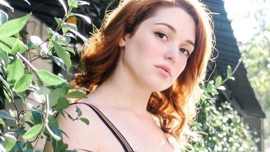 Jennifer Stone Jennifer Stone