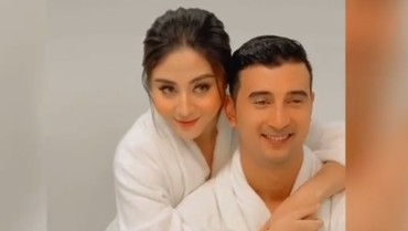 Ali Syakieb Kepergok Dipeluk Mesra oleh Margin Wieheerm