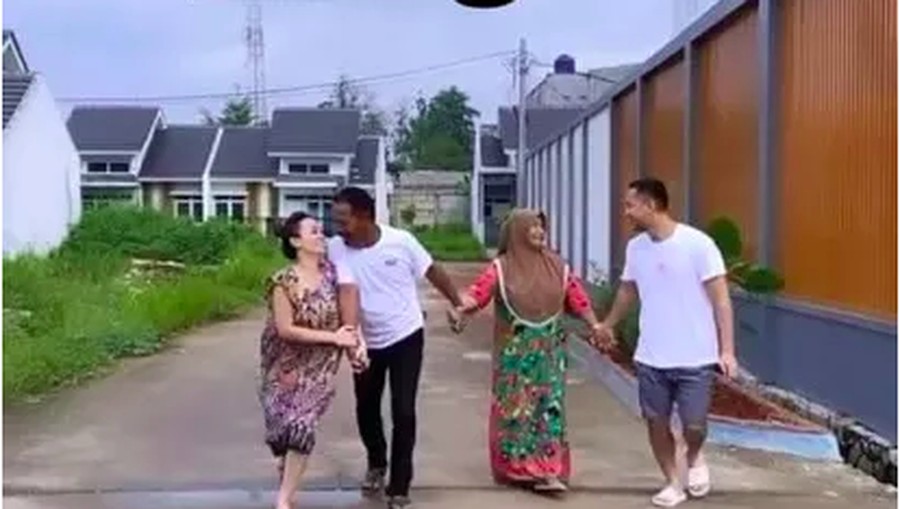 Zaskia Gotik