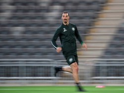 Ibrahimovic Tetap Asyik Main Bola di Swedia, Bahkan Cetak Gol