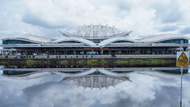Frekuensi penerbangan di Bandara Tjilik Riwut Kota Palangkaraya, Kalimantan Tengah, anjlok hampir 80 persen pada Jumat (2/7).