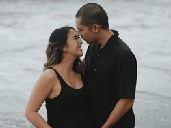 Selamat! Westny DJ Lahirkan Anak Pertama