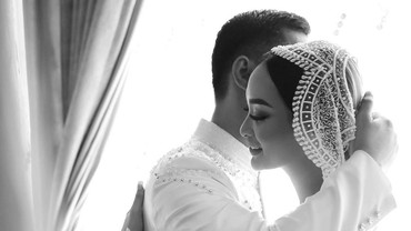 Inikah Sosok Mak Comblang Zaskia Gotik dan Suami Tajir nan Makmur?