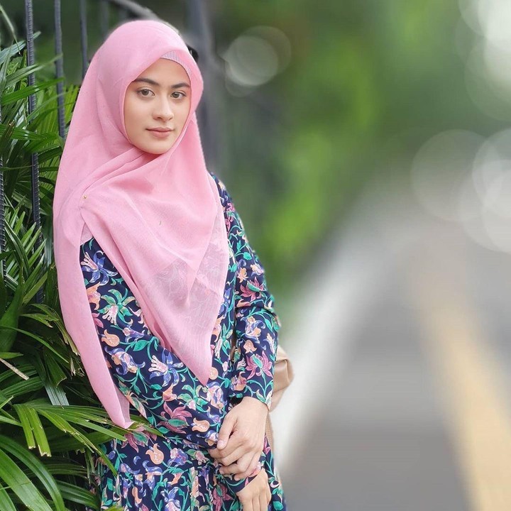Betari Ayu kini kembali menjadi sorotan netizen atas perannya di sinetron Ramadhan berjudul Para Pencari Tuhan 13. (Foto: Instagram @betariayu22)