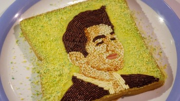 img-title Wajahnya Jadi Gambar di Roti Meses, Chef Arnold: Taruh di Billboard