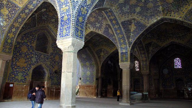Masjid SHEIKH LOTFOLLAH Isfahan, Iran - January, 02, 2012: view of the particoular architecture of Mosque of Sheikh Lotfollah in Isfahan city