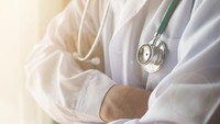 Kisah Haru Dokter Bantu Pasien Melahirkan, Diminta Azankan Bayi karena Ayah Terdampak COVID-19