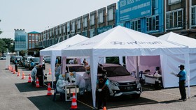 Hyundai Bantu Ridwan Kamil Gelar Drive Thru Tes Covid-19