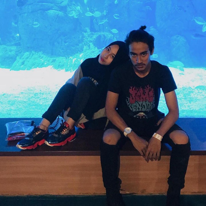 <p>Hanya selisih satu tahun, Adiba dan Abidzar terlihat sangat kompak, Bun. Mereka beberapa kali membagikan momen bersama seperti ini. (Foto: Instagram @adiba.knza)</p>