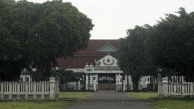 Sepi Malam 1 Suro Yogya: Nihil Lampah Budaya dan Tirakatan