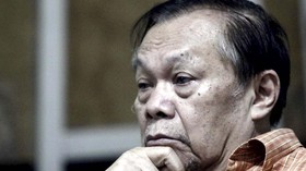 Eks Ketum IDI Kartono Mohamad Meninggal Dunia