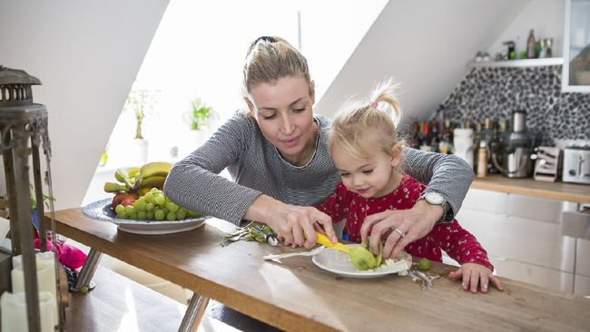 4 Makanan Dasar yang Dibutuhkan Anak Usia 2 Tahun, Perlukah Suplemen?