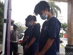Detik-detik 4 Gadis Habisi Nyawa Driver Taksi Online di Bandung