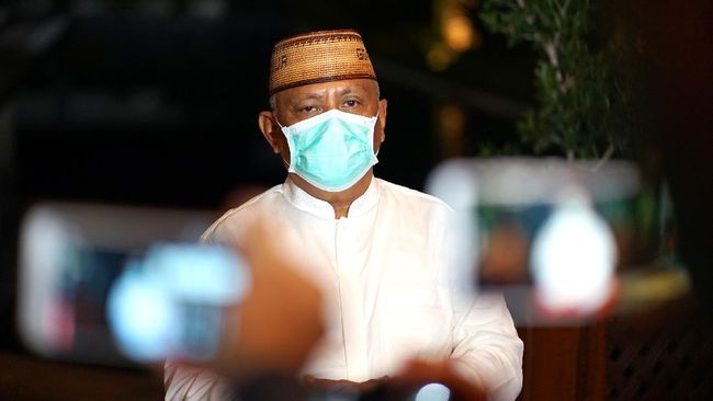 Gubernur Gorontalo mengaku melakukan pemeriksaan swab PCR bersama istri setelah mendapat informasi ajudan dan orang-orang dekatnya terpapar corona.