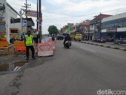 PSBB Sidoarjo Tak Larang Warga Kerja Shift Malam, Asal...