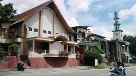 Toleransi Berbagi Air Wudu antara Masjid dan Gereja Kendari