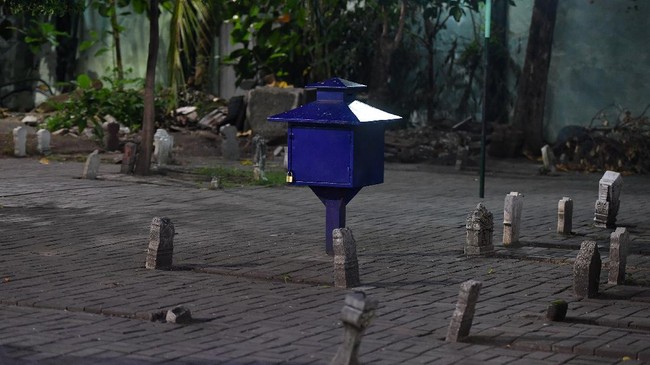FOTO: Makam Sunan Ampel Sepi Peziarah