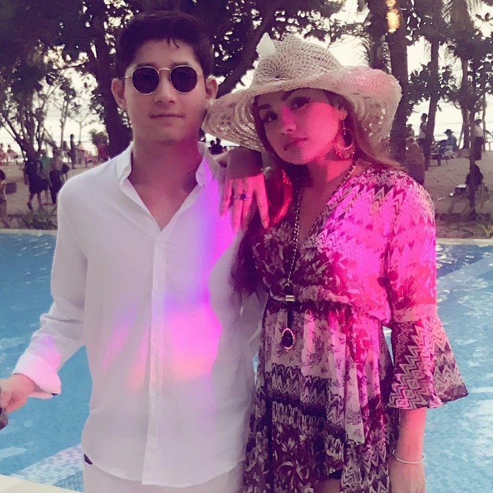 <p>Di akun media sosial miliknya, Nurah kerap memposting foto kebersamaannya dengan Rassya dari kecil hingga sang putra sambungnya itu dewasa. (Foto: Instagram @nourahsheivirah)</p>