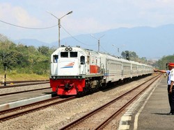 PT KAI Pastikan Kereta Jarak Jauh Belum Beroperasi
