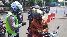 Warga Palembang Tak Pakai Masker Disanksi Isolasi 24 Jam