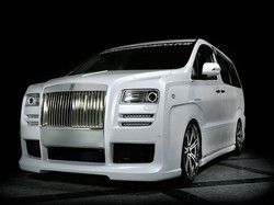 Toyota Alphard Disulap Mirip Rolls-Royce