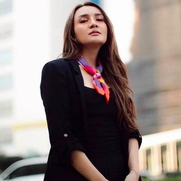 Usai Ariel KW Super, Kini Ada yang Cewek Viral Mirip Luna Maya