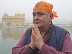 Sosok Rishi Kapoor Dikenal Lewat Peran Romantis di Film Bollywood