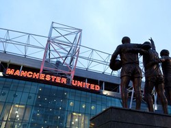 MU Sediakan Tribun Berdiri di Old Trafford pada Musim Depan