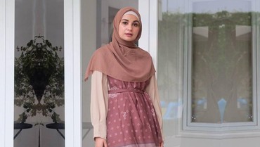 img-title Sakit saat Berhubungan Intim, Shireen Sungkar Ternyata Idap Kista