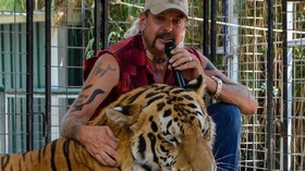 Bintang Serial 'Tiger King' Joe Exotic Divonis 21 Tahun Penjara
