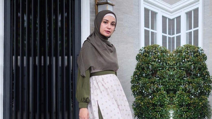 shireen sungkar