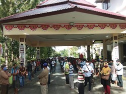 Ratusan Pedagang Sayur Keliling di Kota Jayapura Jalani Rapid Test Corona