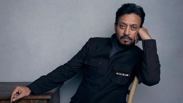 img-title Satu Tahun Irrfan Khan Wafat, Sang Anak Ungkap Sempat Mau Bunuh Diri